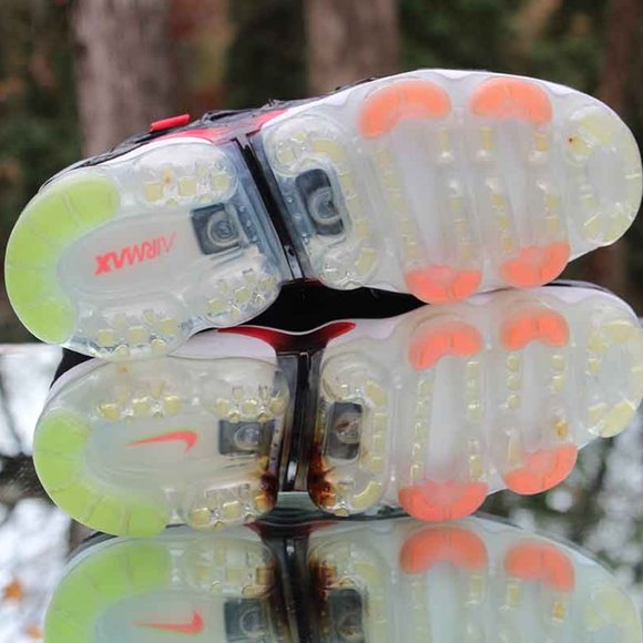 Nike Air VaporMax Plus Worldwide Pack Men’s Size 8 - Picture 12 of 12
